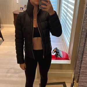 Thin puffer jacket. Great condition. Looks new. Gold MK detail